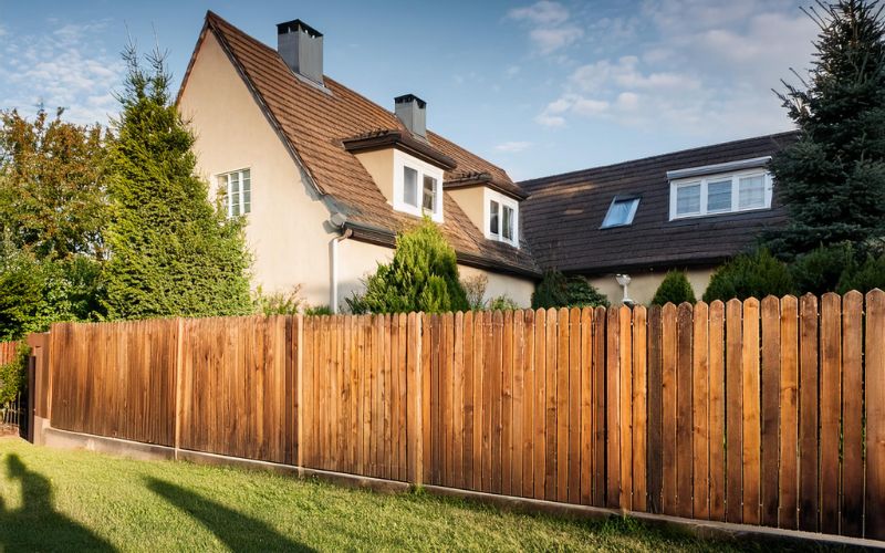 Bygga grindar, stängsel & staket